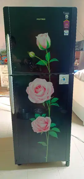 Dijual kulkas Polytron 2 pintu