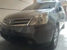 Nissan Grand Livina 1.5 SV