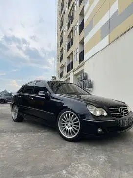 Mercy C240 elegance sunroof