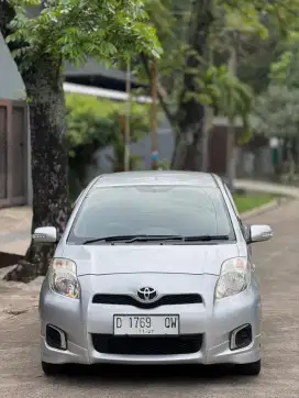 Yaris E Facelift Manual 2012 istw Skli KM low 86rb 1 tangan dari Baru
