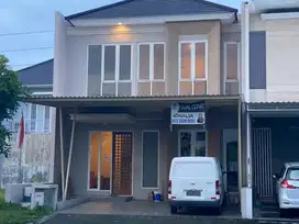 MURAH RUMAH ROYAL RESIDENCE GREENWICH WIYUNG SURABAYA BANGUNAN PRIBADI