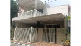 Dijual Rumah  Siap Huni Babatan Pratama, Surabaya (1358)