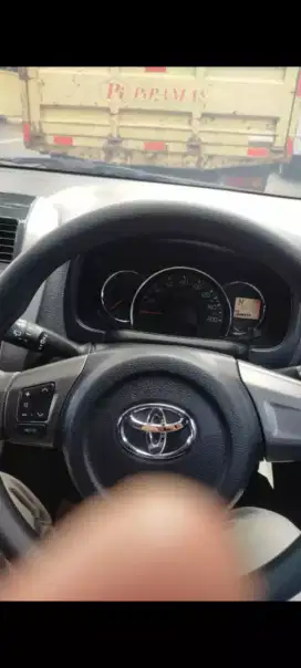 Agya GR metic 2022. Pajak hidup mobil mulus seperti baru.