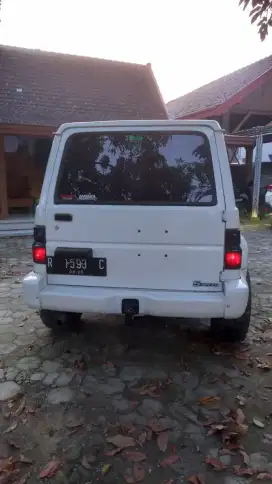 Taft F73 independent 4x4 th 1998 pajak baru