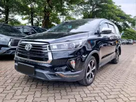 TOYOTA INNOVA VENTURER DIESEL 2.4 DIESEL AT MATIC 2021 HITAM