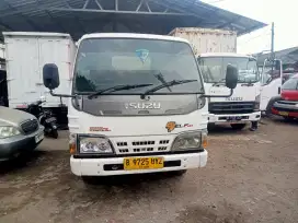 Dump truk Isuzu NKR 71 HD