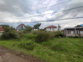 Tanah Dekat UNPAD Jatinangor 600m² SHM Posisi Hook