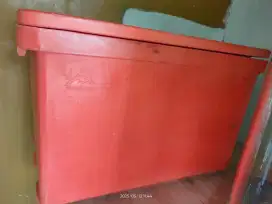 Tempat penyimpanan ikan