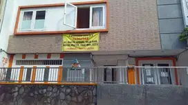 Kost Eksklusif HayamWuruk78 - AC , WIFI, KAMARMANDI DALAM