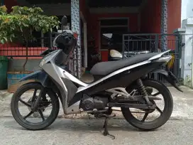 Dijual, Supra X Helm In 125