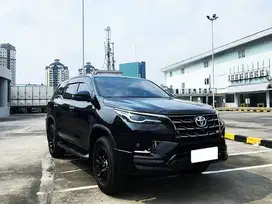 2022 Fortuner 2.8 GR Sport Rawatan ATPM Km 23 rb Pjk 10/25 Otr KREDIT