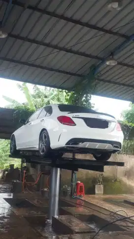 Mercy C300 AMG 2018  PUTIH