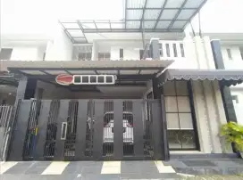 Rumah Mewah 2 Lantai Siap Huni di Pagesangan Baru Jambangan Surabaya
