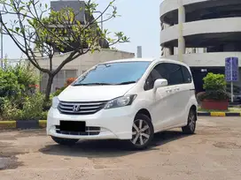 PSD GENAP Km=124k AC DIGITAL PAJAK=APRIL-2026 HONDA FREED E PSD 2011