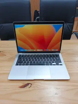 Macbook air m1 2020