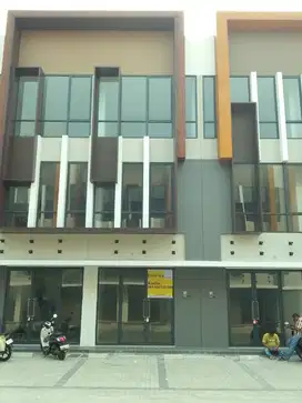 Disewa Ruko BSD campton dekat stasiun intermoda cisauk dan AEON