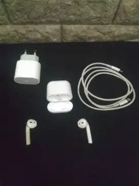 Airpods Gen 2 Original + Adaptor + Kabel Charger Original