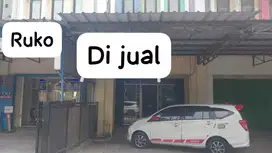 Dijual Ruko Mahoni Niaga 2 Lantai di Taman Royal Tangerang