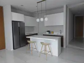 BRAND NEW EXCLUSIVE UNIT WITH PRIVATE LIFT SAUMATA SUITES ALAM SUTERA
