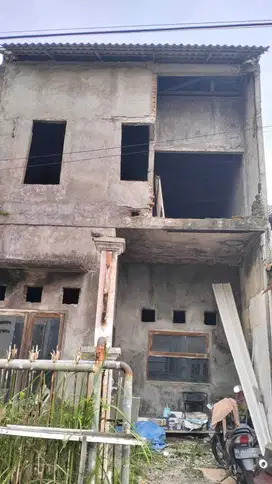Dijual Rumah Deltasari Delta Pelangi Waru Sidoarjo SIU.A255