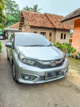 Brio E 2020 abu