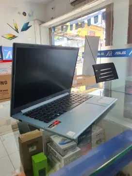LAPTOP ASUS RYZEN3 7320U RAM 8GB SSD 256GB