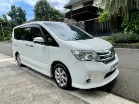 Nissan Serena HWS 2013 Low KM