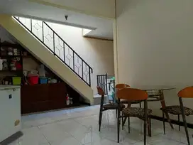 Rumah Terawat Klampis Semolo Barat Murah wisma Mukti dkt Manyar