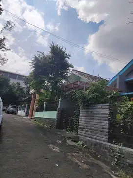 DIJUAL RUMAH CLASSIC JL KUTA INDAH EMPANG BOGOR SELATAN