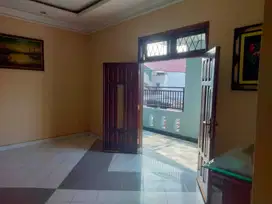 LT 142 m2, Siap Huni, Rumah di Pondok Kelapa, Jakarta Timur