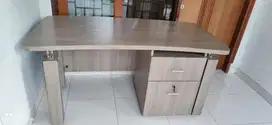 Meja Kantor murah