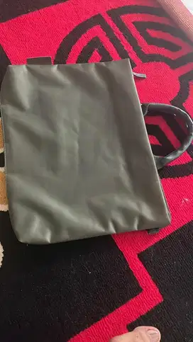 Tas laptob / jalan