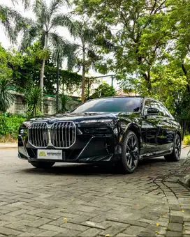BMW 735i G70 M Sport 2023/2024 Black