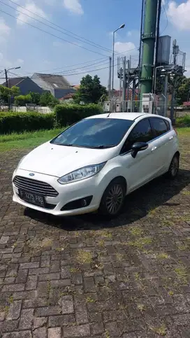 Ford Fiesta 2014 AT-S