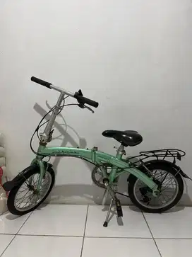 Sepeda Lipat Polygon Metro 1.0