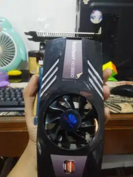 VGA AMD 5880 1gb ddr 5 256 bit