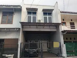 RUMAH KEREN SIAP HUNI KAYUMAS TENGAH - PULO GADUNG