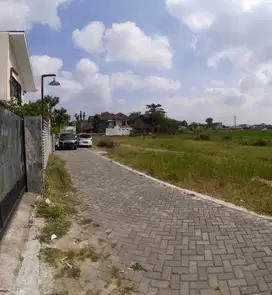 Dekat Kampus UIN Timoho, Akses Jalan 2 Mobil