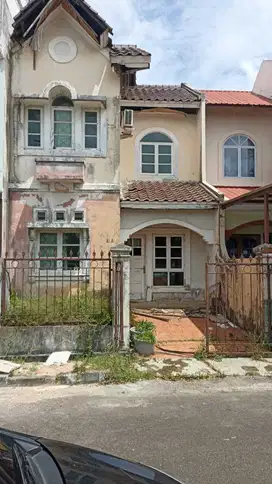 Dijual Murah 6 unit Rumah center point batam Kota.
