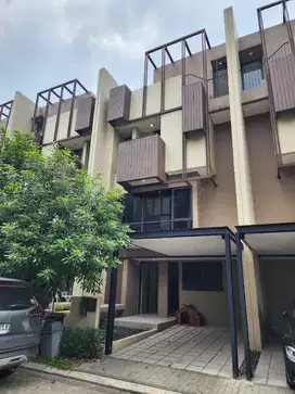 Disewakan rumah di BSD City cluster Impresahaus R