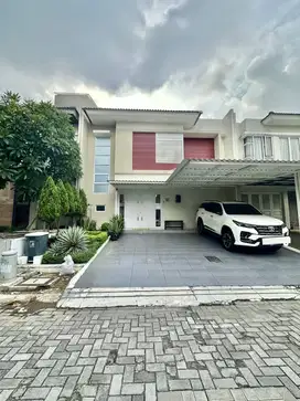 Dijual Rumah siap huni Cluster Serenade Lake Gading Serpong