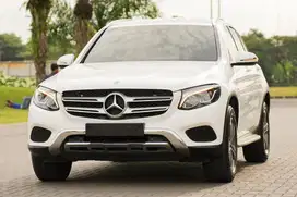 Mercedes Benz GLC200 Exclusive 2018 white c200 c300 320i x1 x3 x5