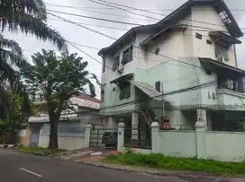 Jual Rumah Kost / Kantor Jl. Darmo Baru Barat, Patimura