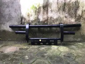 Tanduk depan bekas pasang katana