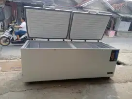 Frezer box 1200 liter