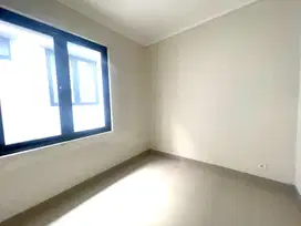 RUMAH BAGUS 2 LANTAI SIAPHUNI KOTA WISATA CIBUBUR JAKARTA TIMUR