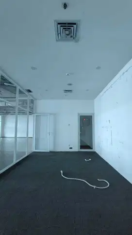 Office combine Soho Capital disewakan