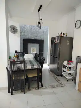 DIjual Rumah Depan Sport Club dan Taman di Modernland, Tangerang