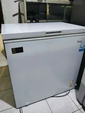 Frezzer 200L Midea, Mulus 90% (tarikan kredit macet)