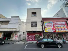 Ruko Strategis 3 Lantai Kawasan Bisnis Di Jalan Yos sudarso Solo
